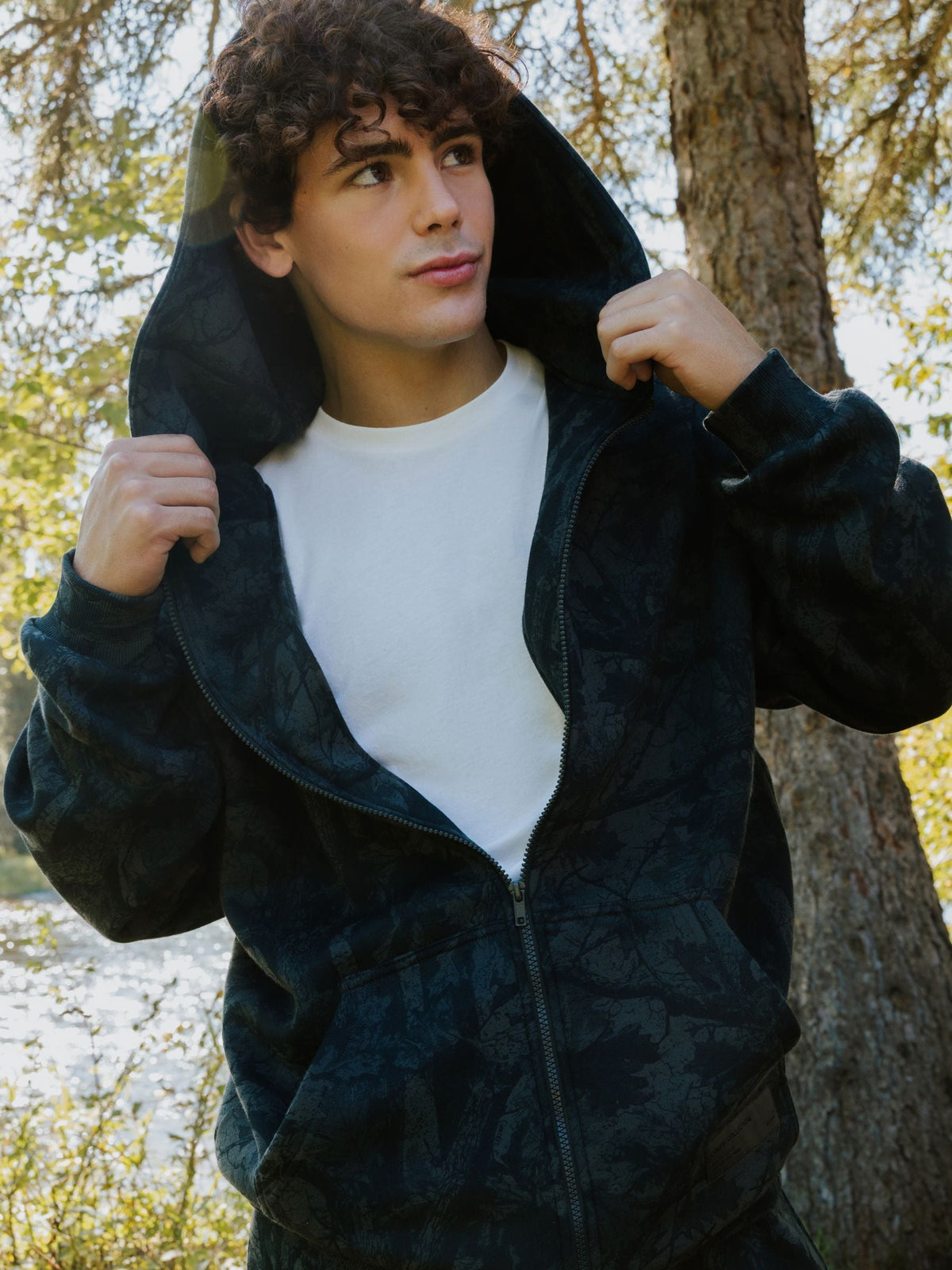 Camo Zip Hoodie – Mega