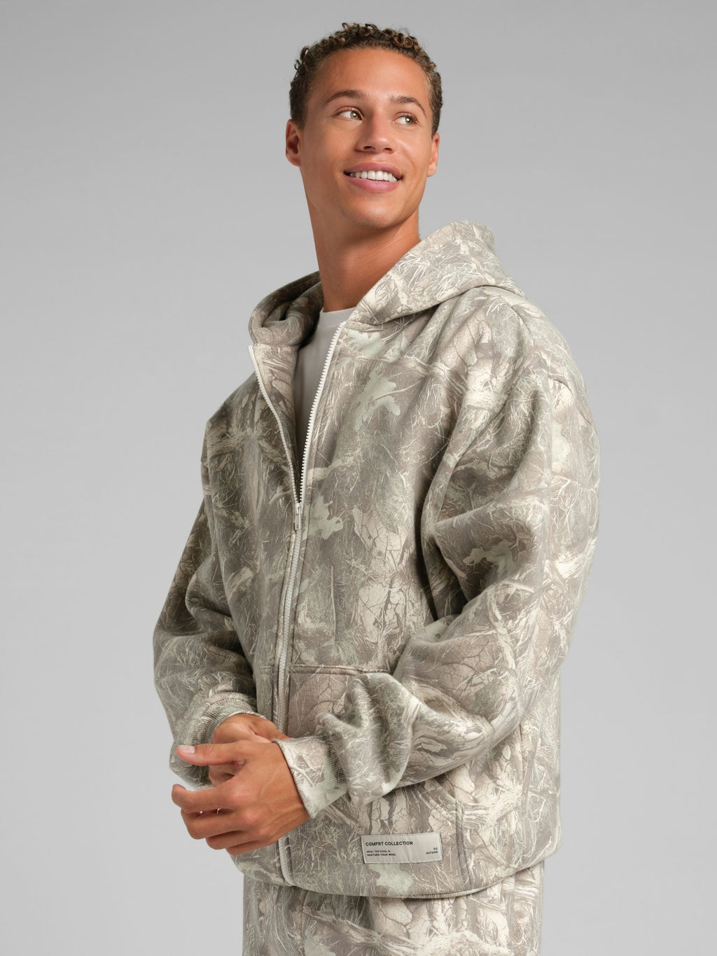 Camo Zip Hoodie – Mega